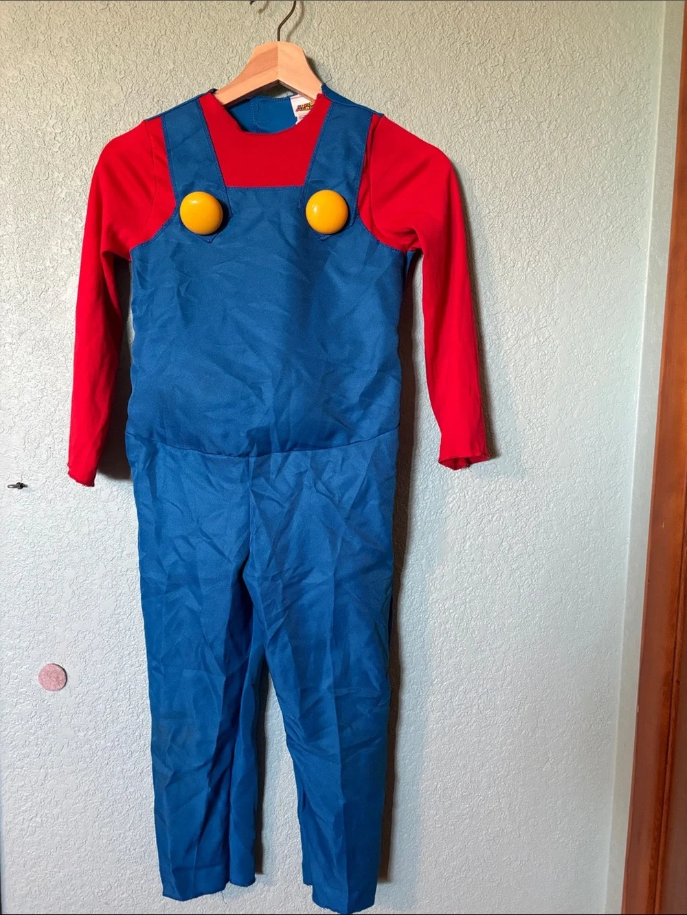 Super Mario Kids Costume with Padded Belly Stick On Mustaches Size S 4-6 Good